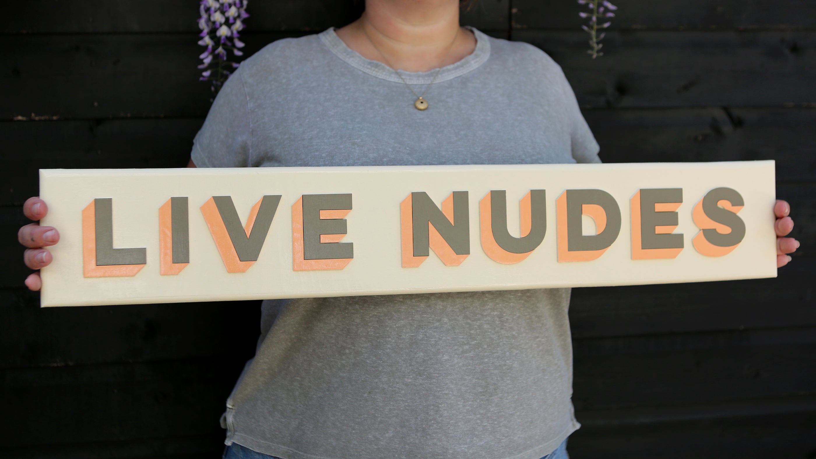 LIVE NUDES / CREAM